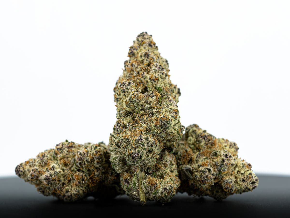 Chief Premium - Sub Zero - Prepackaged 3.5g 1 Chief Premium - Sub Zero - Prepackaged 3.5g