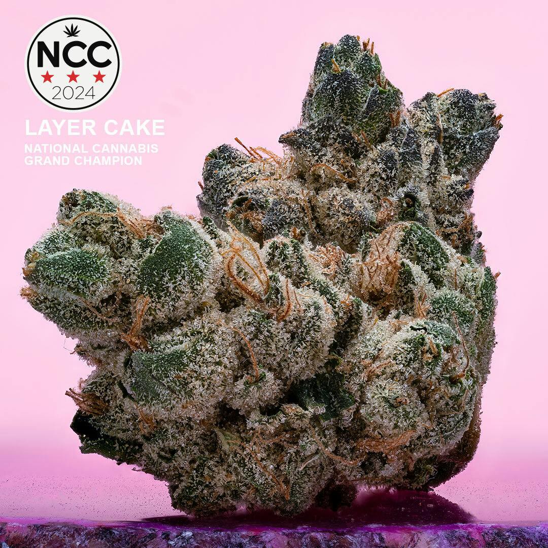Layer Cake Flower 3.5g 2 Layer Cake Flower 3.5g